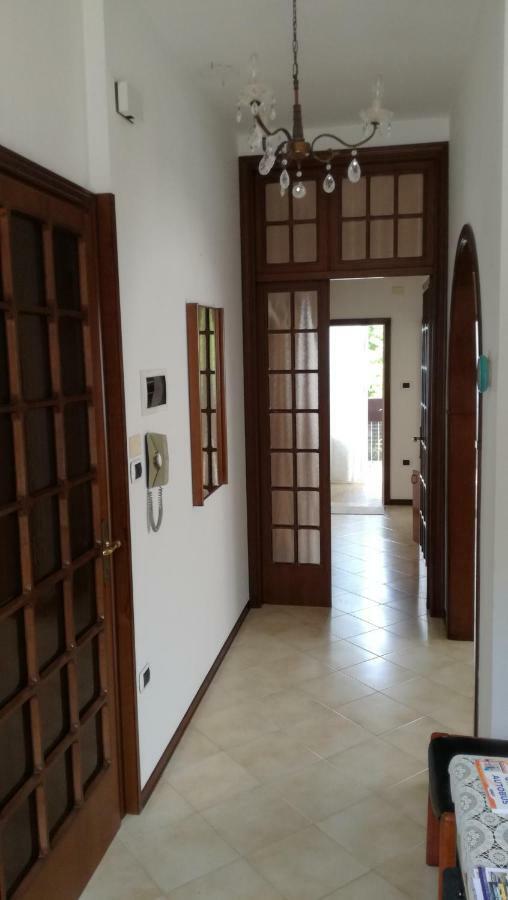 Appartement La Casa Di Clara Ombrellone Con 2 Lettini Al Lido San Giuliano Gratis E Parcheggio Privato Gratis à Rimini Extérieur photo