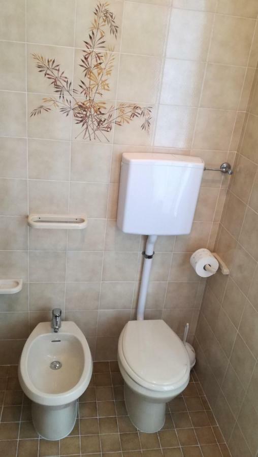 Appartement La Casa Di Clara Ombrellone Con 2 Lettini Al Lido San Giuliano Gratis E Parcheggio Privato Gratis à Rimini Extérieur photo