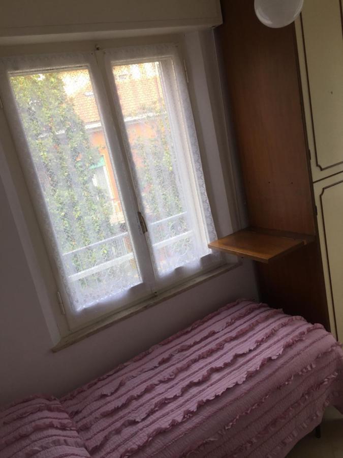 Appartement La Casa Di Clara Ombrellone Con 2 Lettini Al Lido San Giuliano Gratis E Parcheggio Privato Gratis à Rimini Extérieur photo